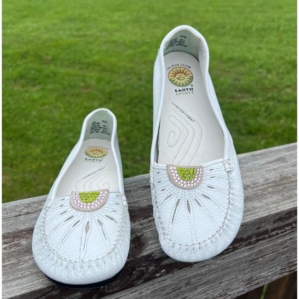 Earth Spirit Gracie Shoes Womens 7.5 White Leather Rhinestone Moccasins Flats